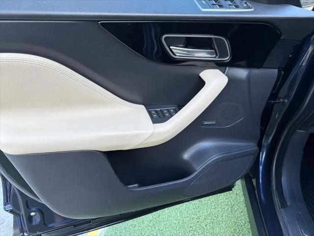 2018 Jaguar F-PACE 25t Premium
