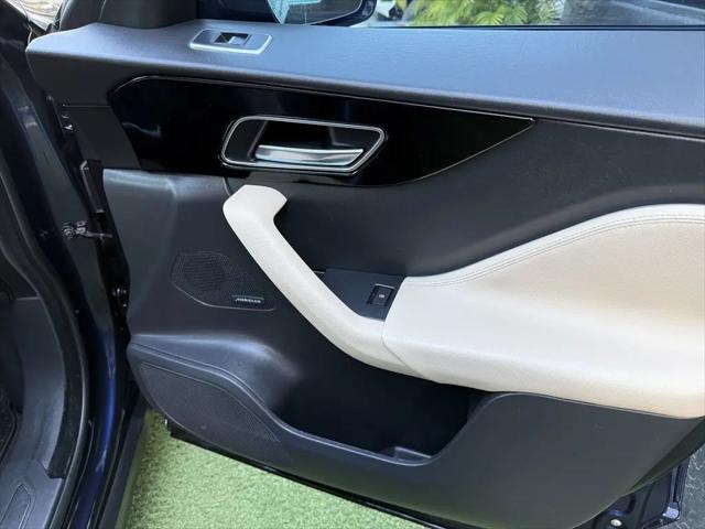2018 Jaguar F-PACE 25t Premium