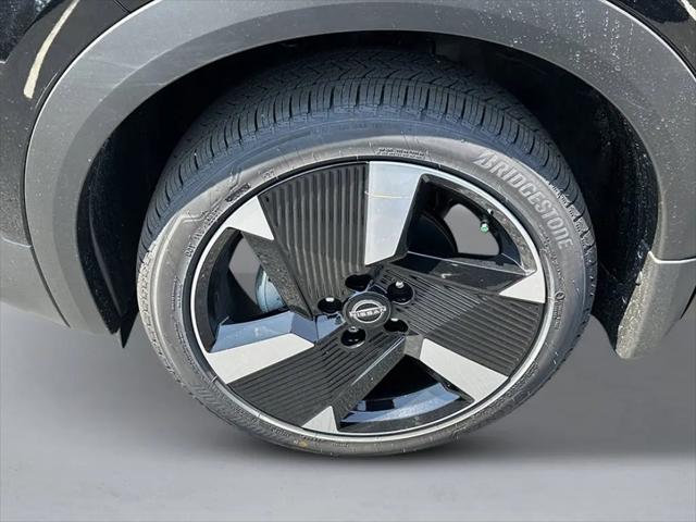 2025 Nissan Kicks SR Intelligent AWD