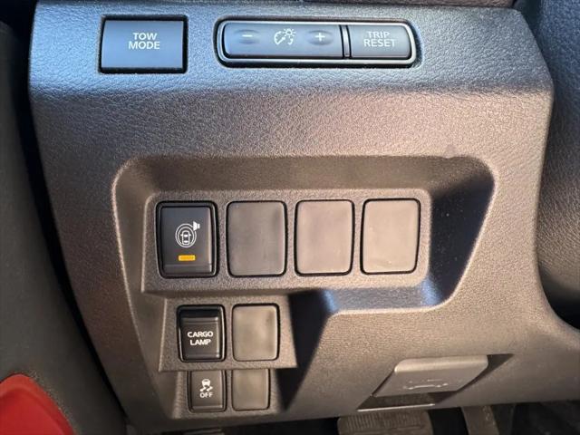 2024 Nissan Frontier Crew Cab PRO-X 4x2