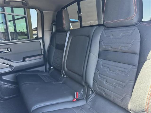 2024 Nissan Frontier Crew Cab PRO-X 4x2