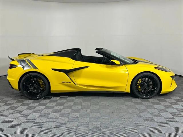 2025 Chevrolet Corvette Z06 RWD Convertible 2LZ