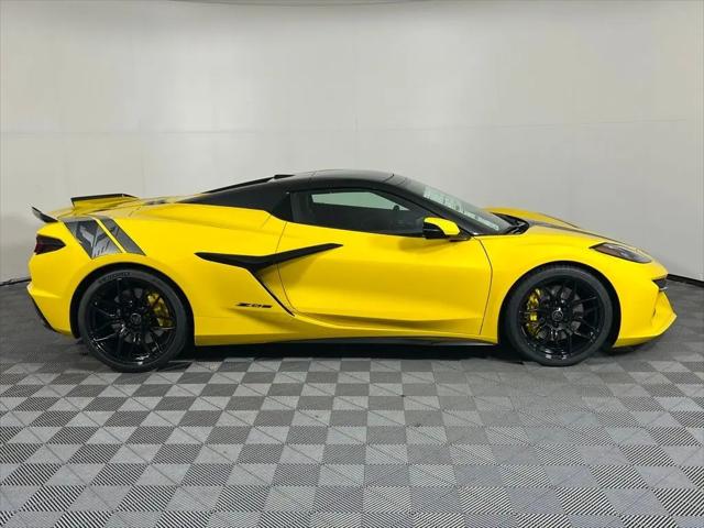 2025 Chevrolet Corvette Z06 RWD Convertible 2LZ