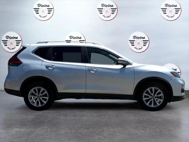 2020 Nissan Rogue SV FWD