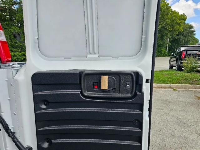 2025 GMC Savana Cargo RWD 2500 Extended Wheelbase Work Van