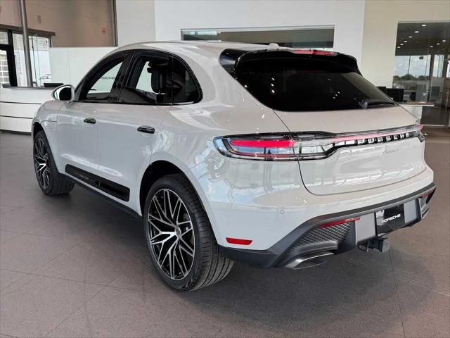 2025 Porsche Macan Macan