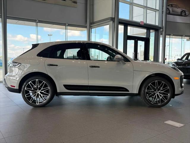 2025 Porsche Macan Macan