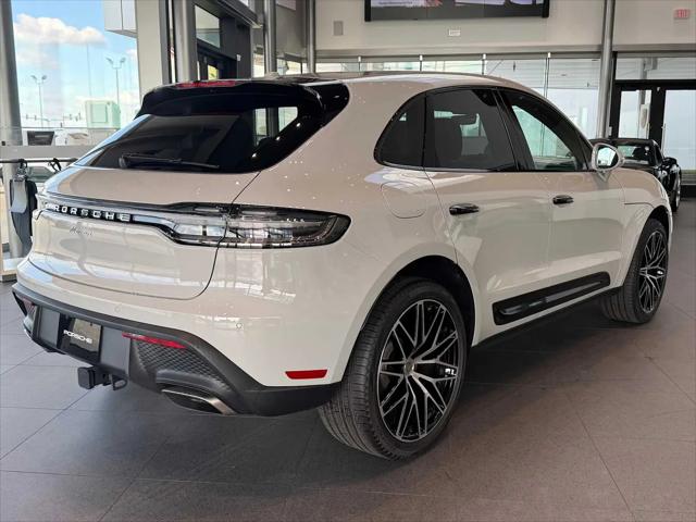 2025 Porsche Macan Macan