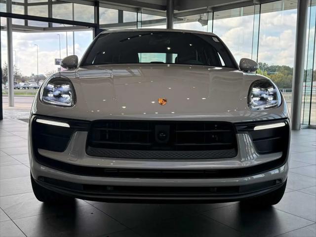 2025 Porsche Macan Macan
