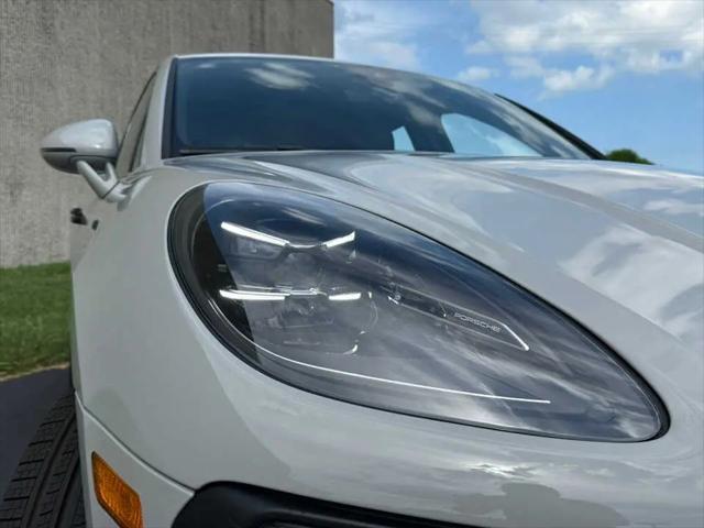 2025 Porsche Macan Macan