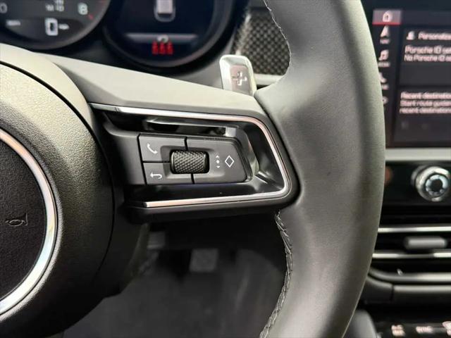 2025 Porsche Macan Macan