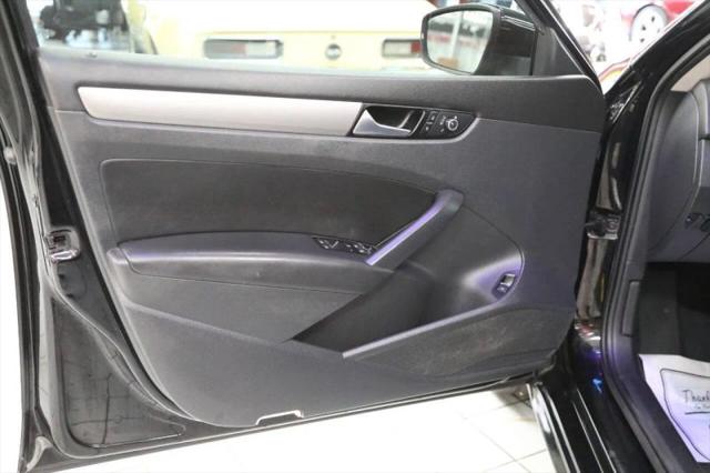 2014 Volkswagen Passat 1.8T SE