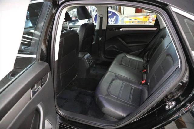 2014 Volkswagen Passat 1.8T SE