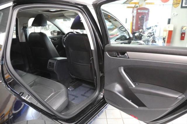 2014 Volkswagen Passat 1.8T SE