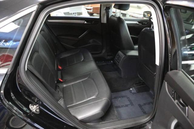 2014 Volkswagen Passat 1.8T SE