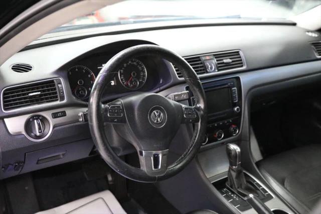 2014 Volkswagen Passat 1.8T SE