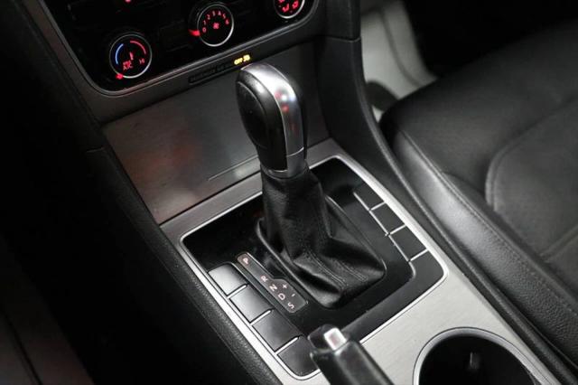 2014 Volkswagen Passat 1.8T SE