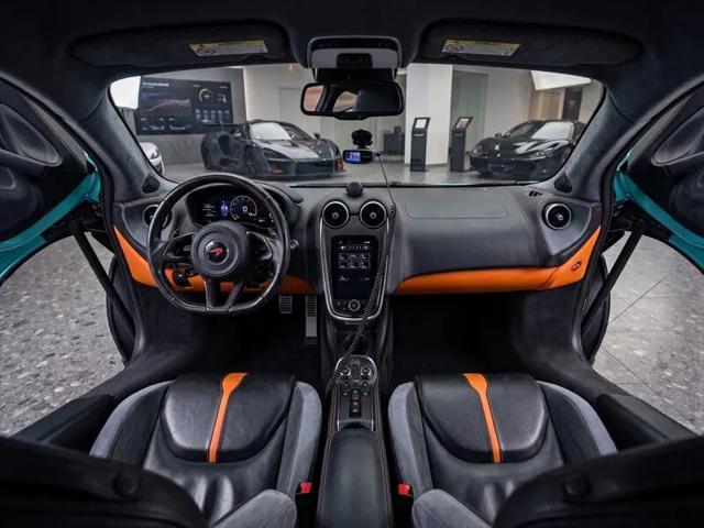 2017 McLaren 570S Base