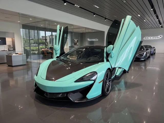 2017 McLaren 570S Base