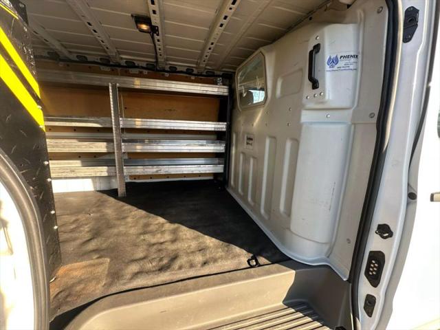 2021 Nissan 3500 SV Standard Roof V8
