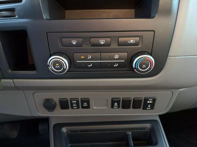 2021 Nissan 3500 SV Standard Roof V8