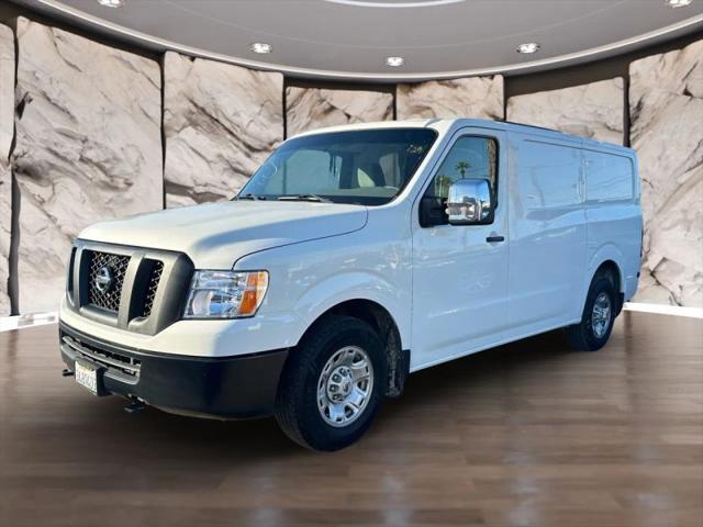 2021 Nissan 3500 SV Standard Roof V8
