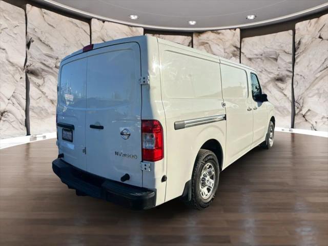 2021 Nissan 3500 SV Standard Roof V8