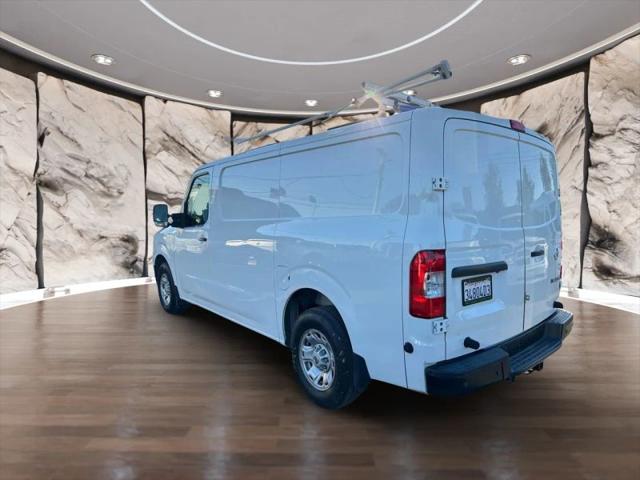 2021 Nissan 3500 SV Standard Roof V8