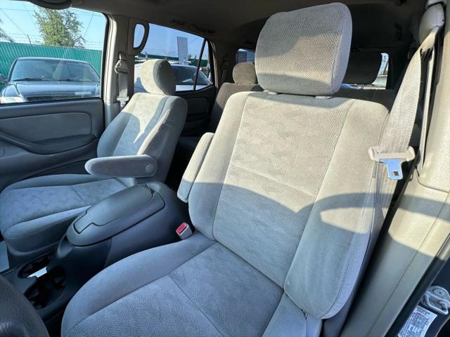 2005 Toyota Sequoia SR5 V8