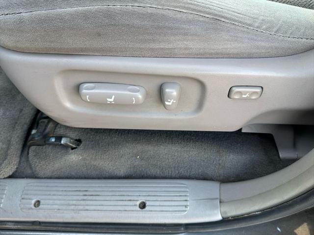 2005 Toyota Sequoia SR5 V8