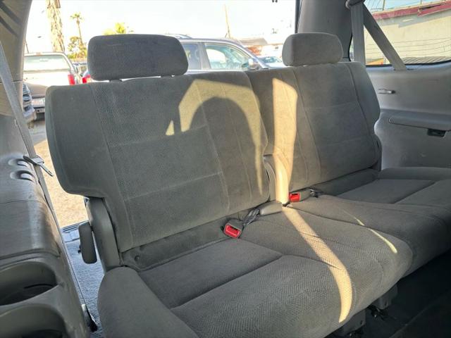 2005 Toyota Sequoia SR5 V8