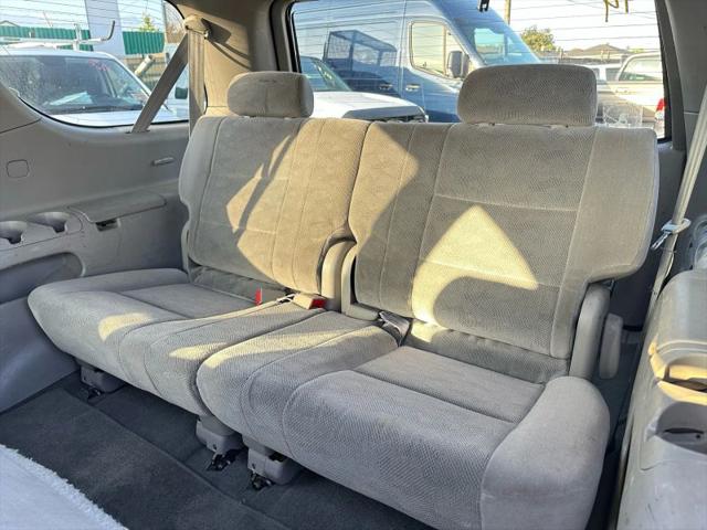 2005 Toyota Sequoia SR5 V8