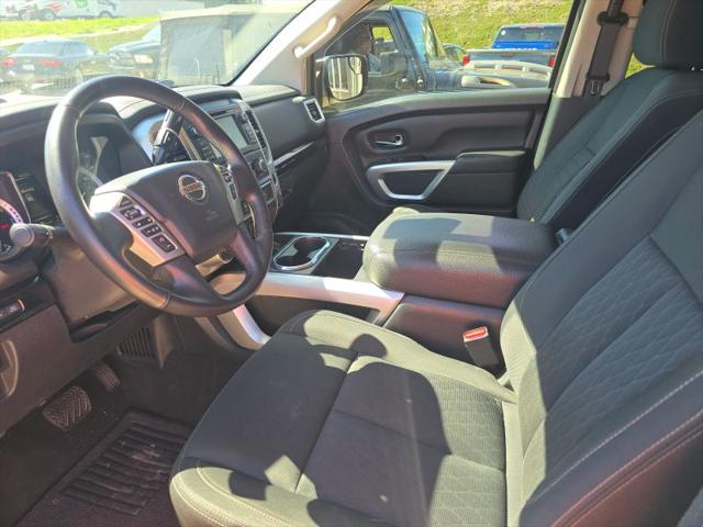 2018 Nissan Titan SV