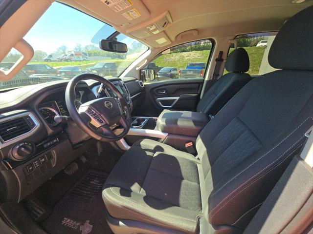 2018 Nissan Titan SV