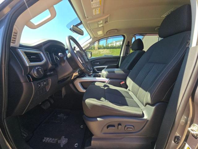 2018 Nissan Titan SV