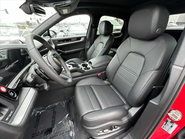 2025 Porsche Cayenne Coupe AWD