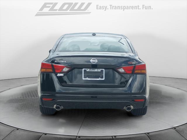 2025 Nissan Altima SR FWD