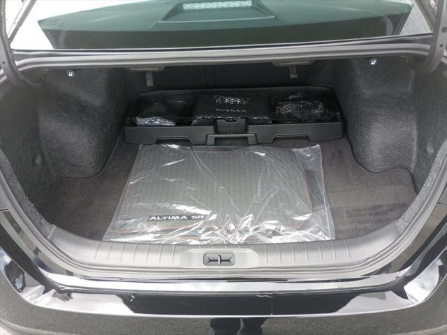 2025 Nissan Altima SR FWD