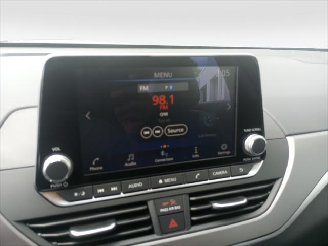 2025 Nissan Altima SR FWD