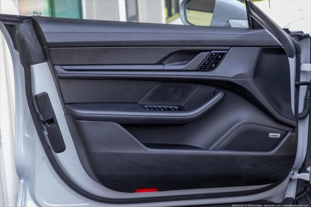 2021 Porsche Taycan Turbo S