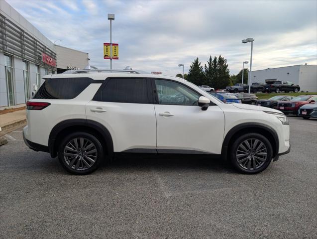 2022 Nissan Pathfinder SL 4WD