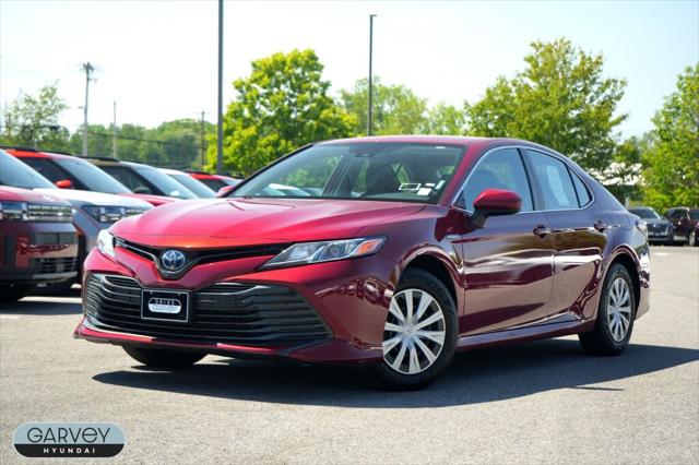 2019 Toyota Camry Hybrid LE
