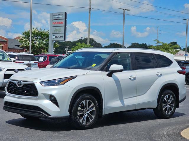 2023 Toyota Highlander XLE