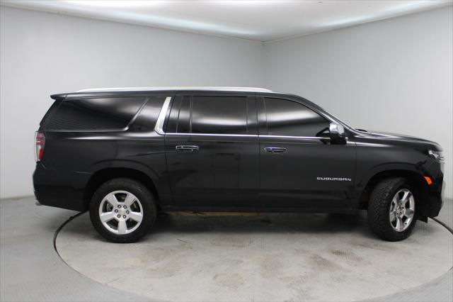 2023 Chevrolet Suburban 4WD Premier