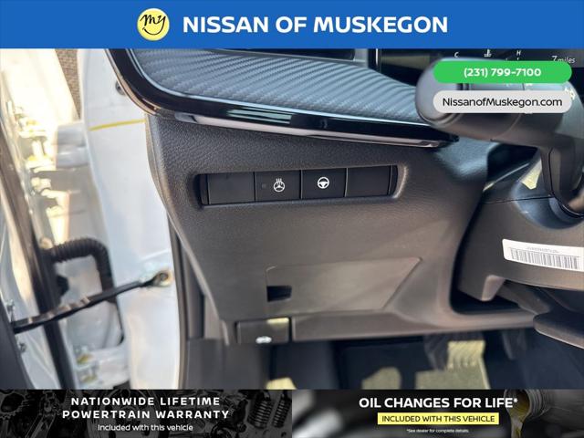 2025 Nissan Kicks SR Intelligent AWD