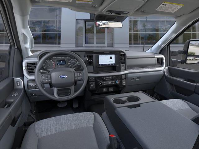 2025 Ford F-350 XLT
