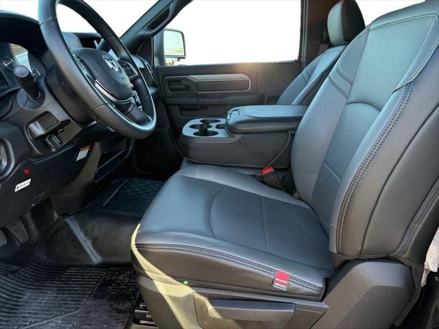 2025 Ram 5500 Tradesman/Big Horn