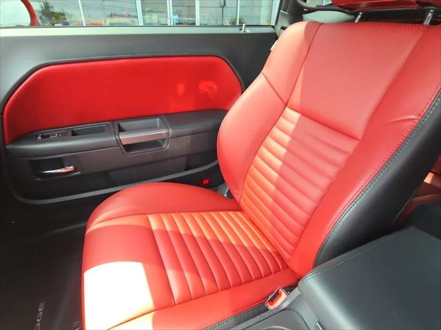 Used 2014 Dodge Challenger For Sale in Wilmington, OH
