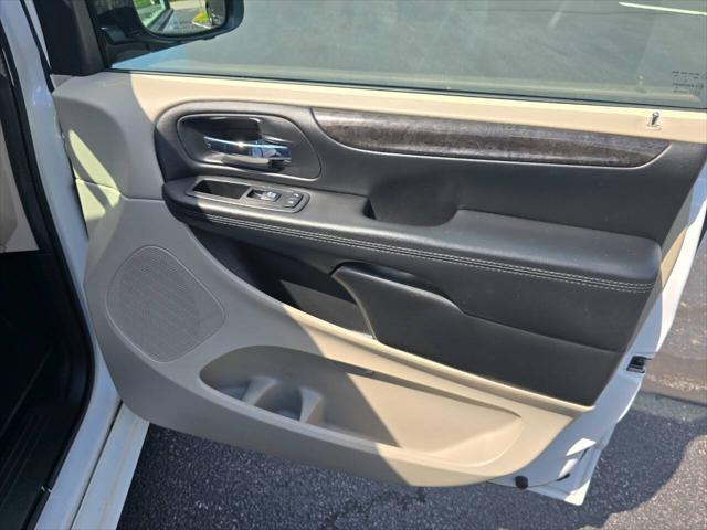 2017 Dodge Grand Caravan SE