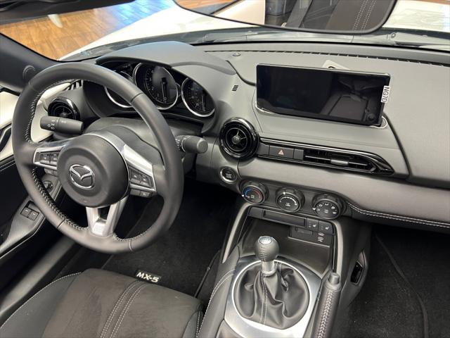 2025 Mazda MX-5 Club